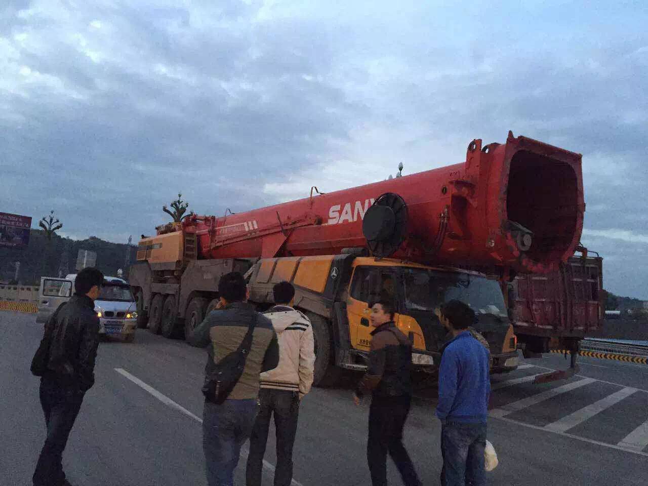 廣元吊車租賃市場化道路